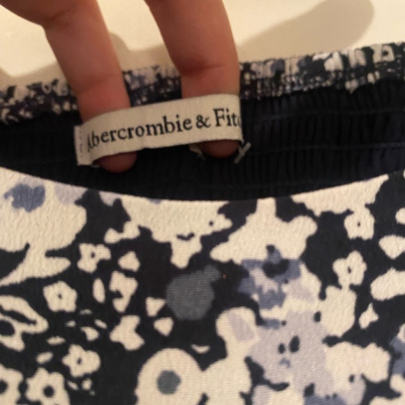 Abercrombie & Fitch floral dress - Picture 4 of 6